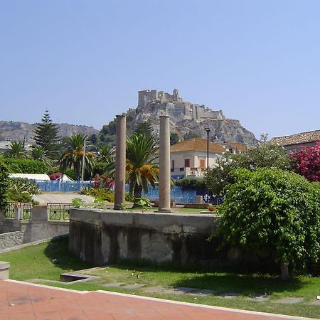 Hotel Mediterraneo Roccella Ionica Eksteriør billede