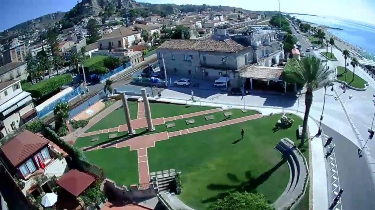 Hotel Mediterraneo Roccella Ionica Eksteriør billede