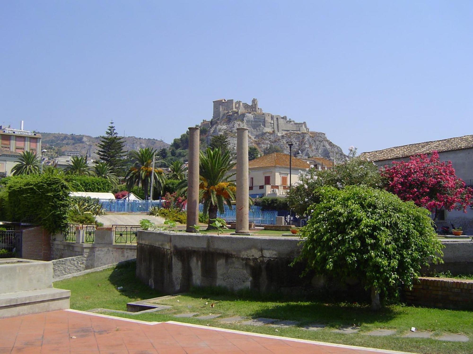 Hotel Mediterraneo Roccella Ionica Eksteriør billede