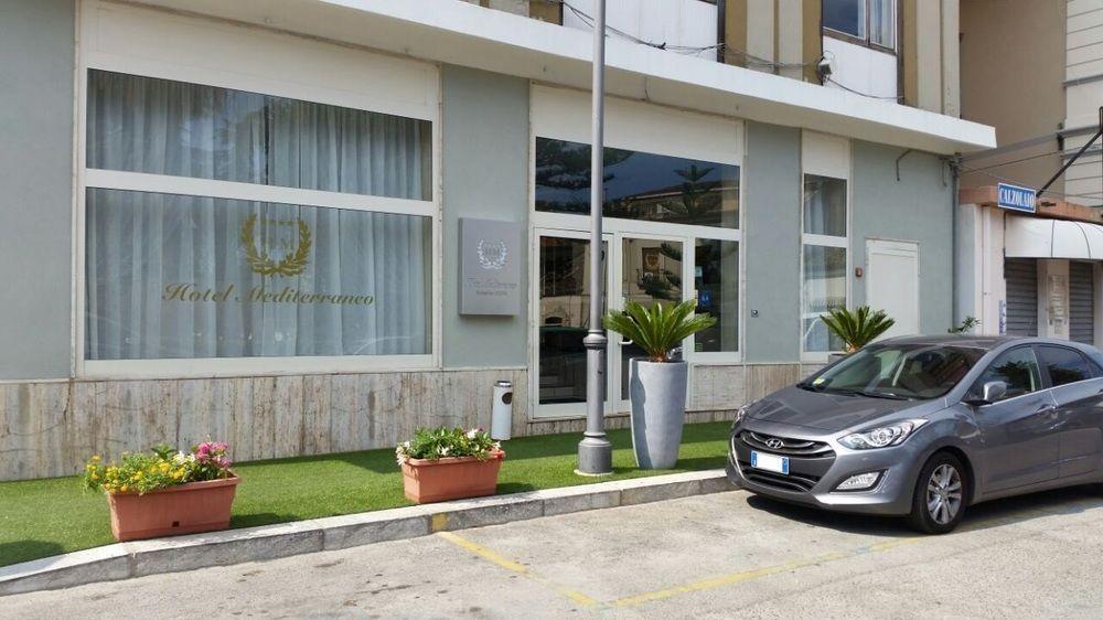 Hotel Mediterraneo Roccella Ionica Eksteriør billede