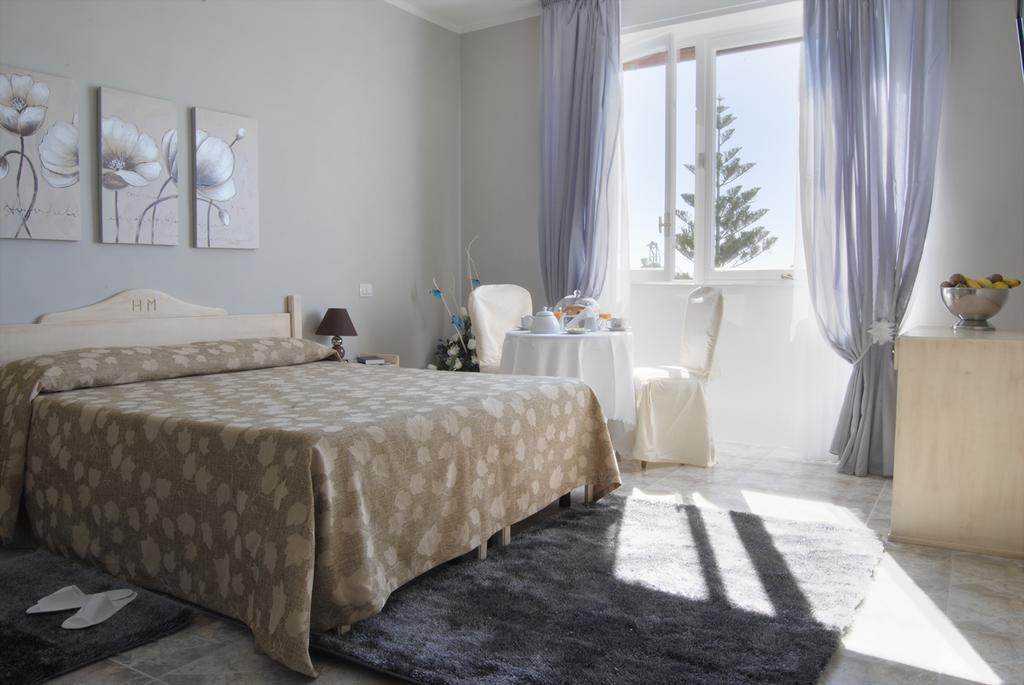 Hotel Mediterraneo Roccella Ionica Eksteriør billede