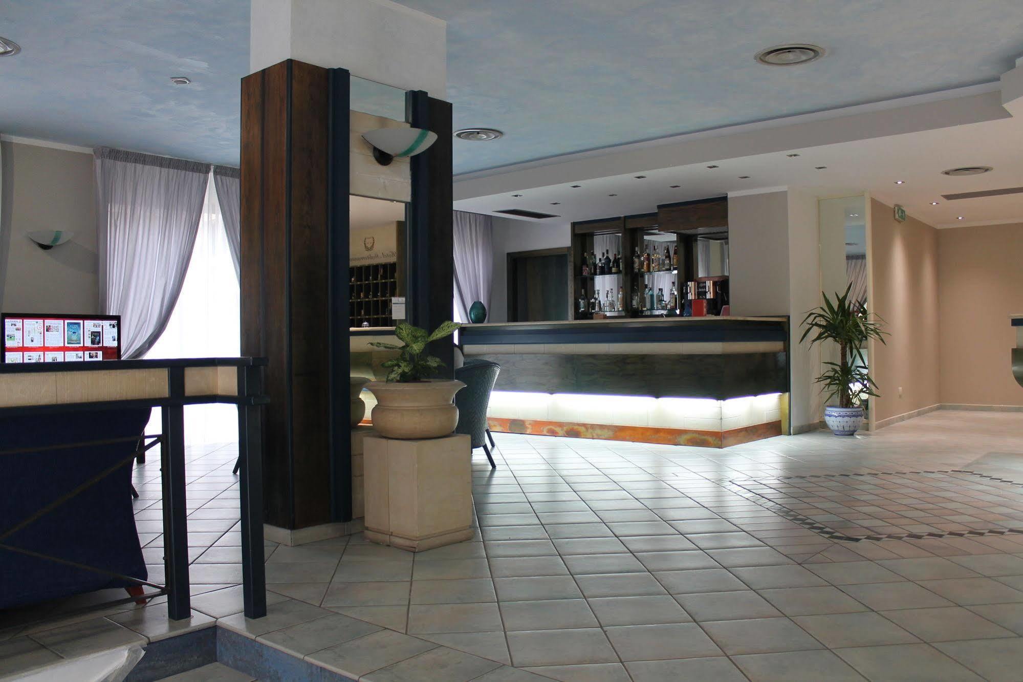 Hotel Mediterraneo Roccella Ionica Eksteriør billede